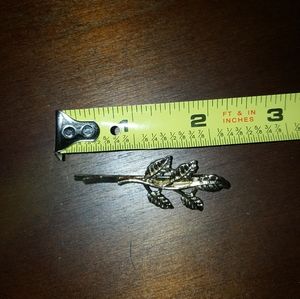 $5 ADD ON W PUR Gold-Colored Leaf Hair acc…